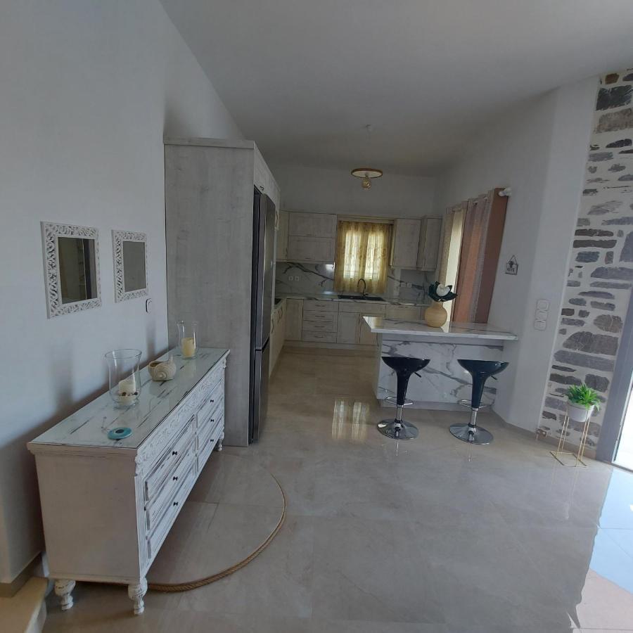 Vila Stegio Parasporos Exteriér fotografie